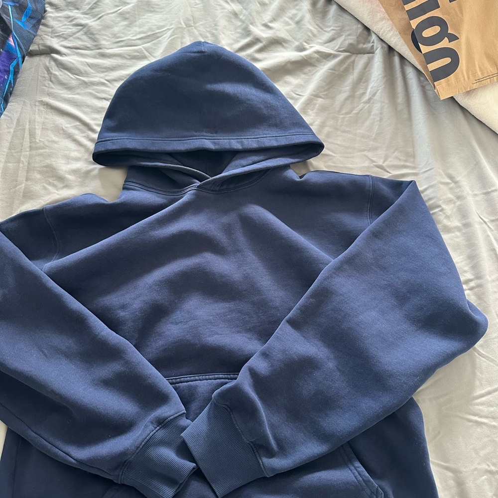Aritzia limited addition indigo collection - no stress dark blue perfect hoodie
